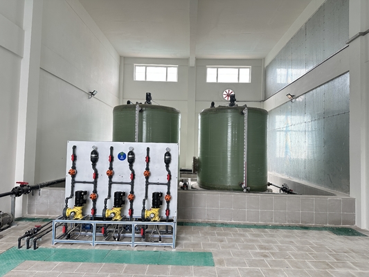 Trattamento dell'acqua semplificato Macchina di dosaggio chimico automatico integrato con PAC KMnO4